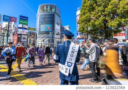 日本東京都市風景海關在澀谷站前和澀谷八公廣場呼籲「拒絕假貨!!」… = 3月27日 日本東京都市風景海關在澀谷站前和澀谷八公廣場呼籲「拒絕假貨!!」… = 3月27日 113022369