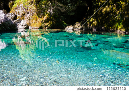 Niyodo Blue in Yasui Valley seen in summer in Kochi Prefecture Niyodo Blue in Yasui Valley seen in summer in Kochi Prefecture 113023310
