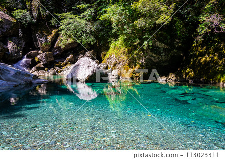 Niyodo Blue in Yasui Valley seen in summer in Kochi Prefecture Niyodo Blue in Yasui Valley seen in summer in Kochi Prefecture 113023311
