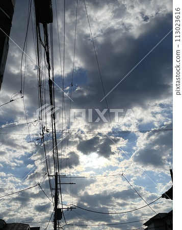 電線桿,藍天,情感,雲,晚上,自然,風景 電線桿,藍天,情感,雲,晚上,自然,風景 113023616