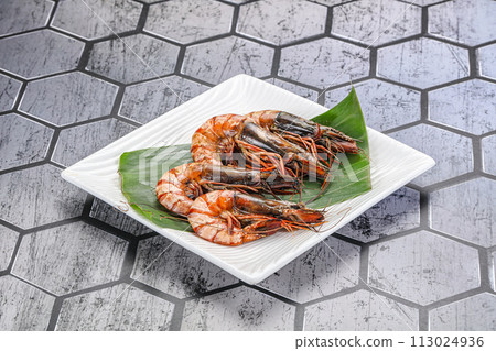 Cooked tiger prawn in the pate Cooked tiger prawn in the pate 113024936