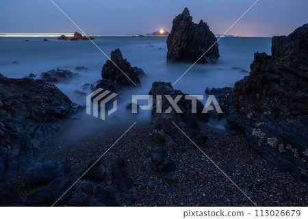 Beaches before dawn Beaches before dawn 113026679
