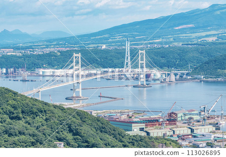 北海道室蘭市 - 從山上看到的室蘭夏季城市景觀（白鳥橋周圍） 113026895