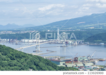 Muroran City, Hokkaido - Summer cityscape of Muroran seen from a hill (around Shiratori Bridge) Muroran City, Hokkaido - Summer cityscape of Muroran seen from a hill (around Shiratori Bridge) 113026900