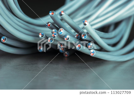 Electrical copper cable wire used to telecommunication systems 113027709