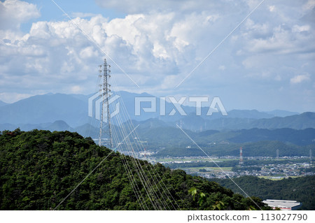 A view from the top of the mountain 113027790