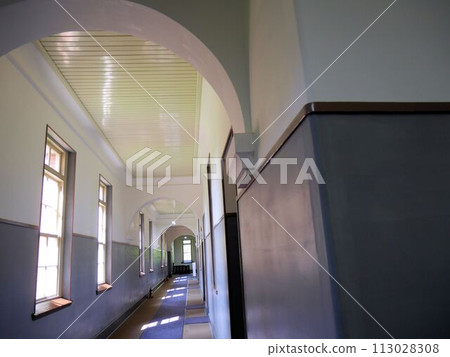 Interior of the Fifth High School building (Kumamoto City Fifth High School Memorial Hall) Interior of the Fifth High School building (Kumamoto City Fifth High School Memorial Hall) 113028308