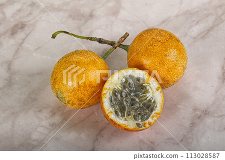 Tropical juice Granadilla Passion fruit 113028587
