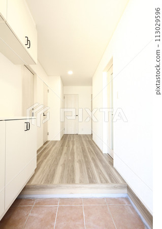 Newly built housing entrance image Newly built housing entrance image 113029596