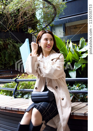 Business woman 113030753