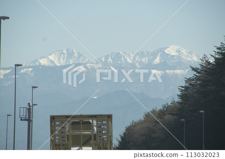 Career car running toward the snowy mountains Career car running toward the snowy mountains 113032023