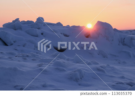 Hokkaido Saroma coast sunrise 113035370