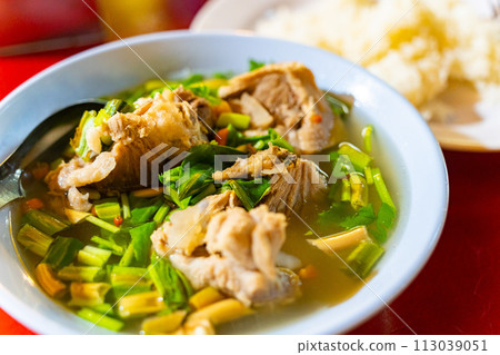Spicy but delicious Thai famous tom yum soup Spicy but delicious Thai famous tom yum soup 113039051
