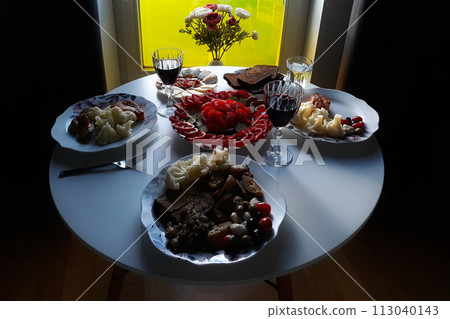 Food and wine. 113040143