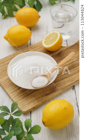 檸檬酸圖像 | 檸檬酸(粉)和檸檬 檸檬酸圖像 | 檸檬酸(粉)和檸檬 113044824