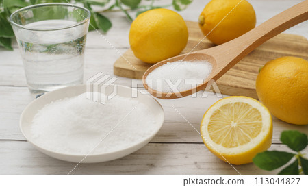 Citric acid image | Citric acid (powder) and lemon Citric acid image | Citric acid (powder) and lemon 113044827