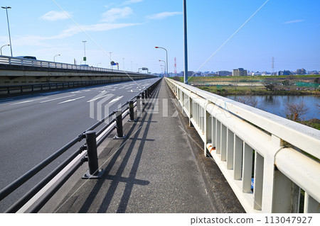 National Route 17 Shin-Omiya Bypass, view from Sasame Bridge, towards Tokyo National Route 17 Shin-Omiya Bypass, view from Sasame Bridge, towards Tokyo 113047927