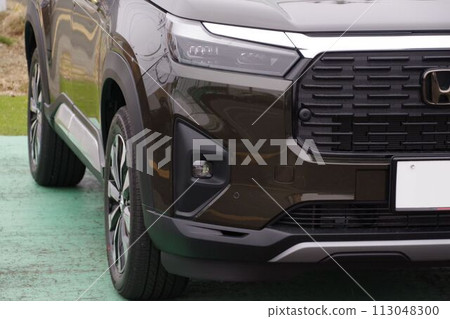 Car image: Honda WR-V front mask Car image: Honda WR-V front mask 113048300