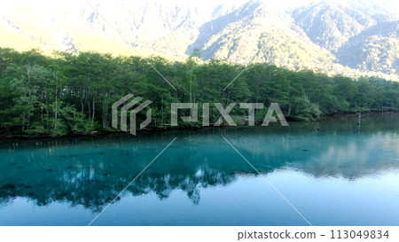 Taisho pond in Kamikochi and Hodaka mountains Taisho pond in Kamikochi and Hodaka mountains 113049834