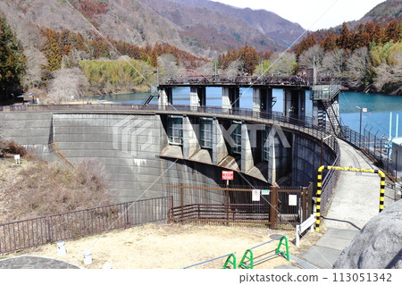 Nakanojo Dam and Lake Shima (Nakanojo Town, Gunma Prefecture) Nakanojo Dam and Lake Shima (Nakanojo Town, Gunma Prefecture) 113051342