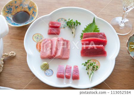 Oma tuna lean and medium fatty tuna Oma tuna lean and medium fatty tuna 113052584