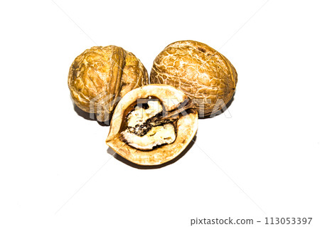 A picture of walnuts with selective focus A picture of walnuts with selective focus 113053397