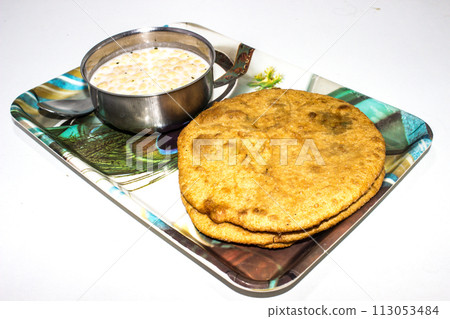 Kachori Food with selective focus Kachori Food with selective focus 113053484