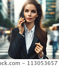 一個穿著西裝的年輕女子打電話 113053657