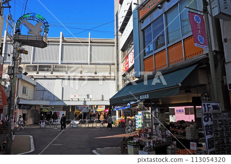 Tokyu Railway Gakugeidaigaku Station East Exit Tokyu Railway Gakugeidaigaku Station East Exit 113054320