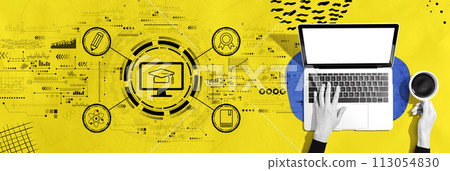 E-learning concept with person using a laptop 113054830