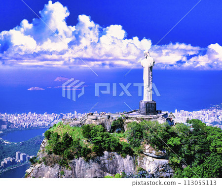 Beautiful christ statue aerial view on corcovado hill Beautiful christ statue aerial view on corcovado hill 113055113
