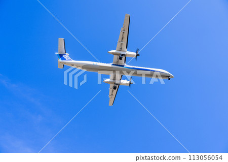[Airplane] Bombardier DHC-8 Dash 8 > DHC-8-400 113056054