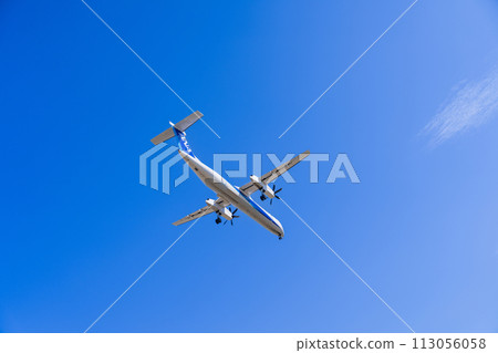 [Airplane] Bombardier DHC-8 Dash 8 > DHC-8-400 113056058