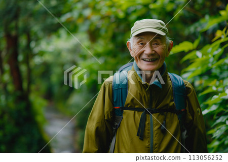 senior hiking 113056252