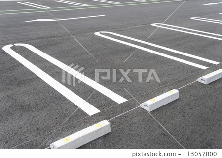 Parking lot for commercial facilities Parking lot for commercial facilities 113057000