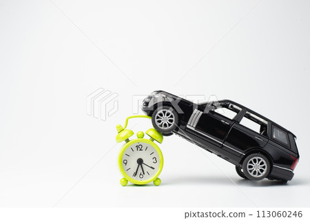 Image of automobile delivery time 113060246