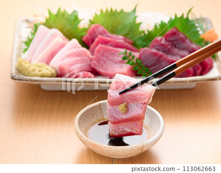 南紀勝浦港鮪魚鮪魚生魚片（生）瘦肉、中脂鮪魚、大脂鮪魚 113062663