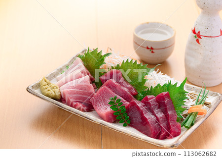 南紀勝浦港鮪魚鮪魚生魚片（生）瘦肉、中脂鮪魚、大脂鮪魚 113062682