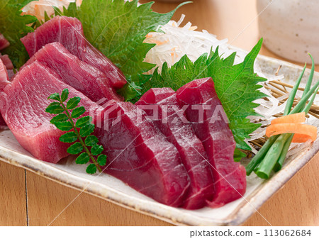 南紀勝浦港鮪魚生魚片(生)瘦鮪魚 南紀勝浦港鮪魚生魚片(生)瘦鮪魚 113062684