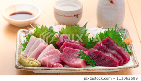 南紀勝浦港鮪魚鮪魚生魚片（生）瘦肉、中脂鮪魚、大脂鮪魚 113062699