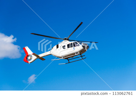 直升機降落河床緊急運輸 113062761