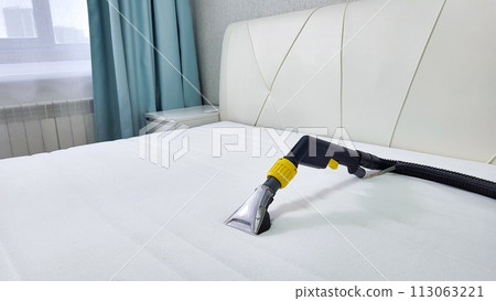 Spring cleaning or regular cleaning of the mattress. Spring cleaning or regular cleaning of the mattress. 113063221