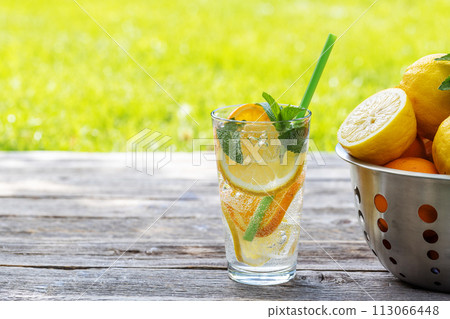 Refreshing homemade lemonade Refreshing homemade lemonade 113066448