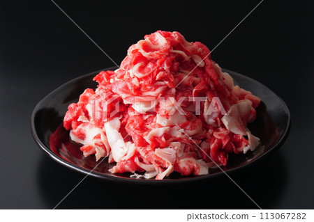 Beef offcuts piled high 113067282