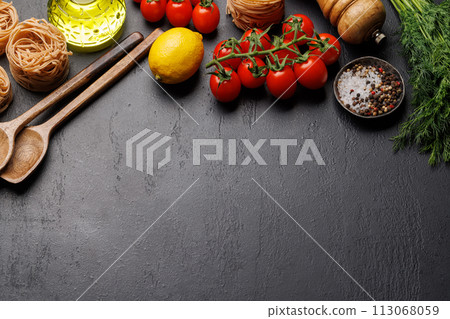 Cooking scene 113068059