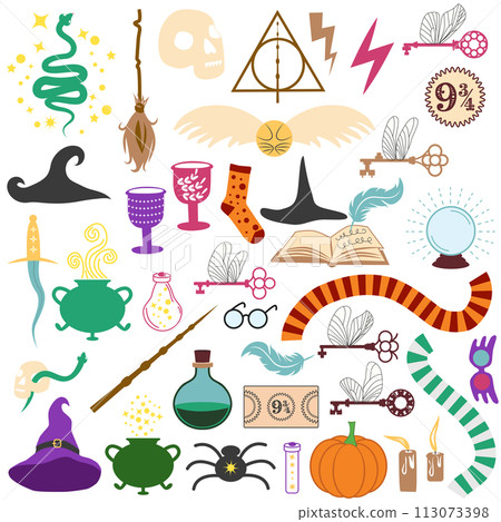 Halloween sorcery and magic items, game assets. Vector potion bottle, lantern, skull, candle Halloween sorcery and magic items, game assets. Vector potion bottle, lantern, skull, candle 113073398