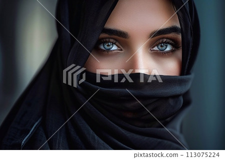 Portrait of muslim woman. 113075224
