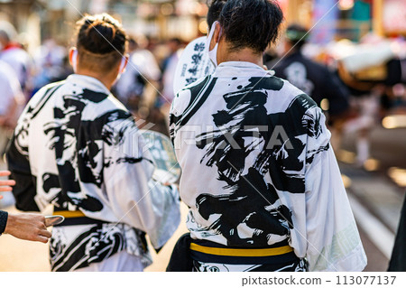 提燈籠的人物 提燈籠的人物 113077137