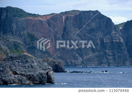[小笠原] 從南島看到的心岩（千尋岩） 113078488