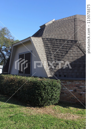 Geodesic Building Located in Rural East Texas 113078875